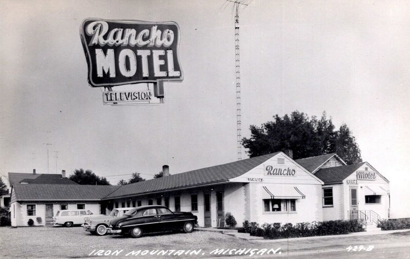 Rancho Motel - Vintage Postcard (newer photo)
